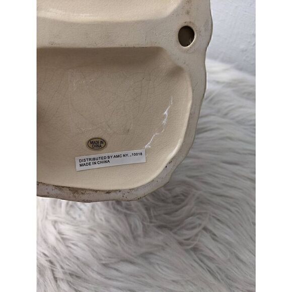 Santa Clause standing around presents with ornament 11 inches tall Ceramic figur - Picture 4 of 7